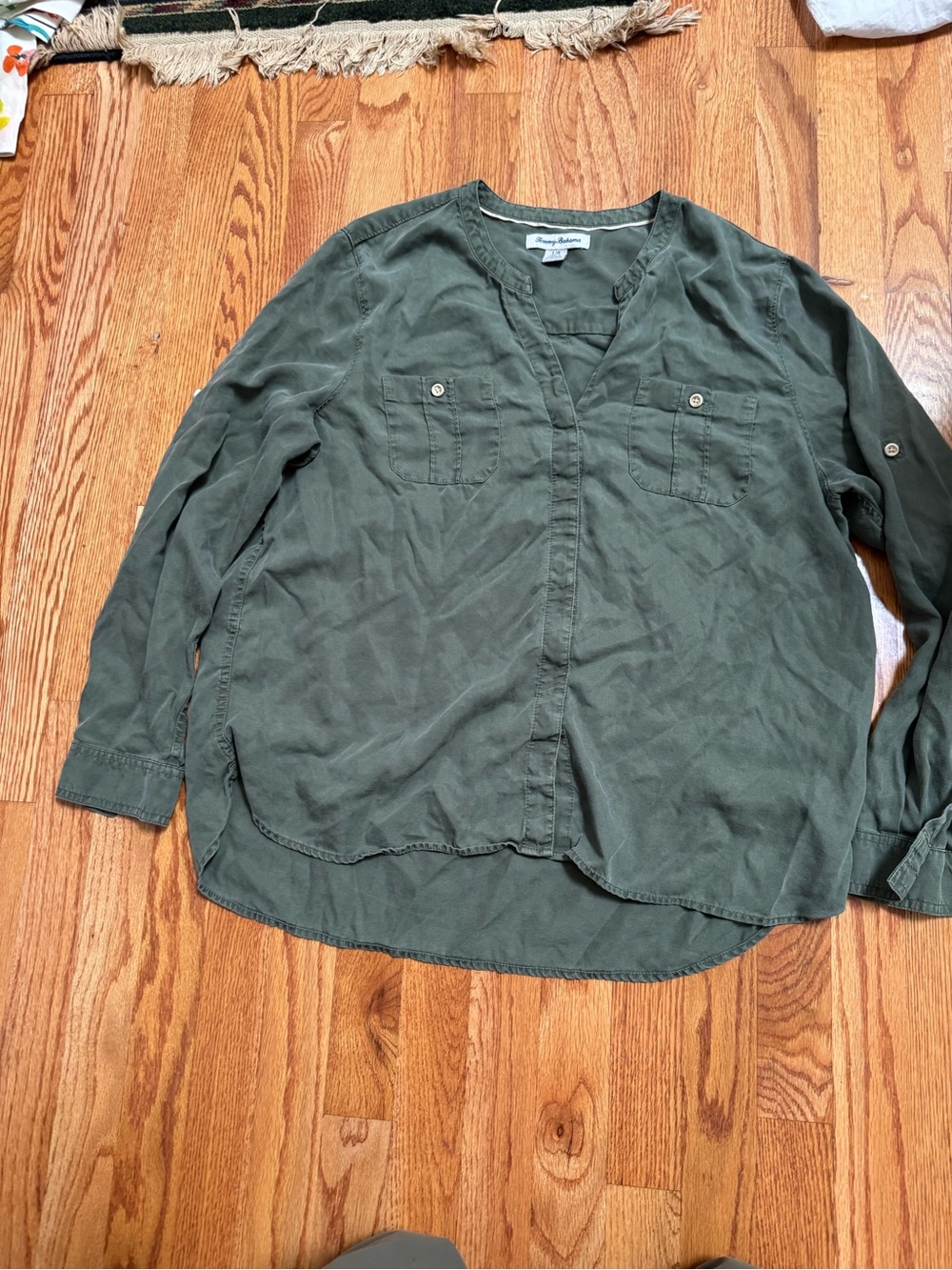 2/$8 SHIRTS 👚 SALE | Tommy Bahama Olive Green Women's Button-Down Shirt